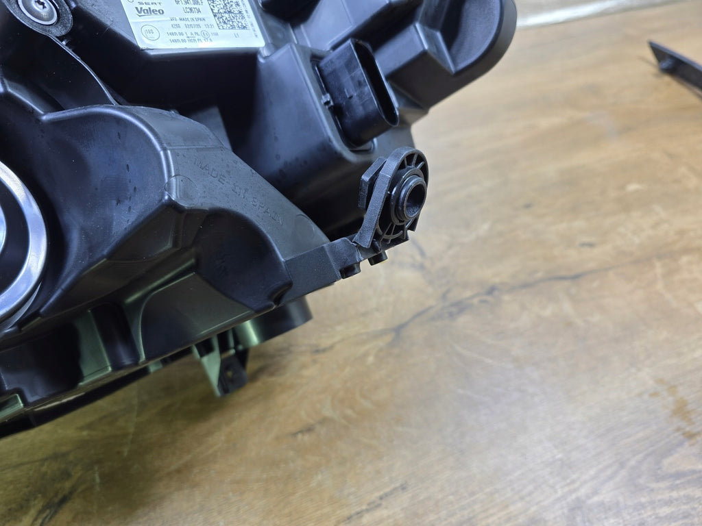 Frontscheinwerfer Seat Ibiza I V 6F1941006F Rechts Scheinwerfer Headlight SCH6144059459dn