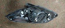 Laden Sie das Bild in den Galerie-Viewer, Frontscheinwerfer Dacia Sandero 8200733877 LED Rechts Scheinwerfer Headlight