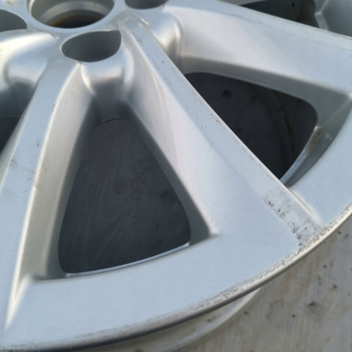 1x Alufelge 17 Zoll 7.5" 5x114.3 45ET Glanz Silber PW457-06001 Toyota Avensis FEL8380277695qq