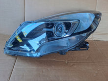 Laden Sie das Bild in den Galerie-Viewer, Frontscheinwerfer BMW Zafira Tourer C 13399858 Links Scheinwerfer Headlight SCH4693318487yc