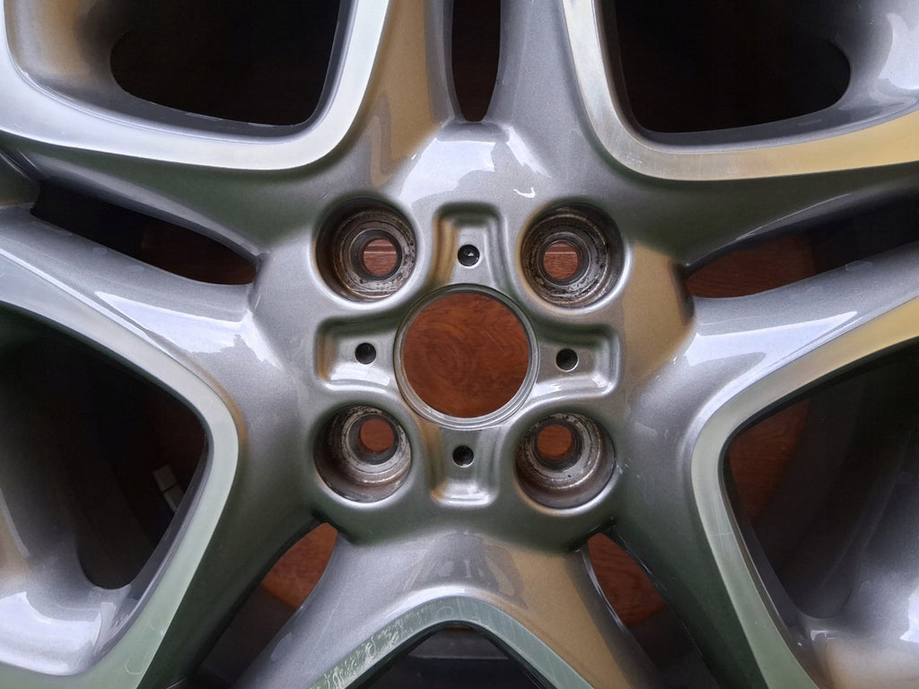 1x Alufelge 16 Zoll 6.0" 4x100 50ET Glanz Graphit 52910-C8700 Hyundai I20 II Mg FEL3248553025zu