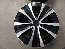 Laden Sie das Bild in den Galerie-Viewer, 1x Alufelge 18 Zoll 9.0" 5x112 52 5ET A2134015300 Mercedes-Benz Rim Wheel FEL7797186006qr