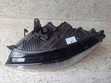 Laden Sie das Bild in den Galerie-Viewer, Frontscheinwerfer Skoda Enyaq 5LB941015A LED Links Scheinwerfer Headlight SCH6316825135zm