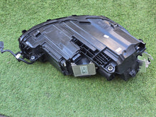 Laden Sie das Bild in den Galerie-Viewer, Frontscheinwerfer VW Passat 3J1941035 Links Scheinwerfer Headlight SCH3505479398qm