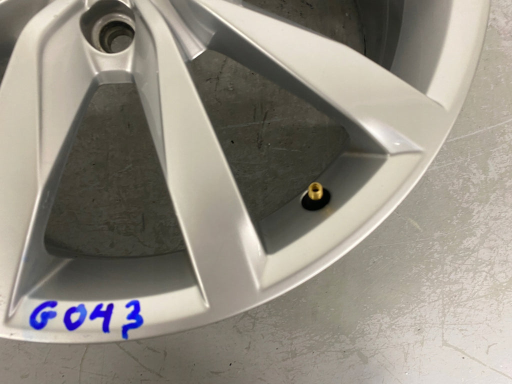 1x Alufelge 17 Zoll 6.0" 5x112 48ET Glanz Silber 5G0601025K VW Golf Vii FEL8365676869nl