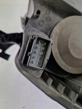 Laden Sie das Bild in den Galerie-Viewer, Frontscheinwerfer Opel Zafira B 4421149R Rechts Scheinwerfer Headlight SCH5562959929uw