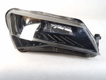 Laden Sie das Bild in den Galerie-Viewer, Frontscheinwerfer Skoda Superb III 3V1941016B Xenon Rechts Headlight
