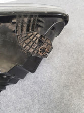Laden Sie das Bild in den Galerie-Viewer, Frontscheinwerfer Ford Transit Custom JK21-13W030-DG Rechts oder Links