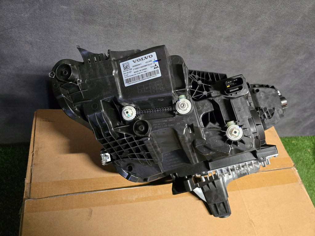 Frontscheinwerfer Volvo 80000401 Full LED Links Scheinwerfer Headlight SCH1156404108yn