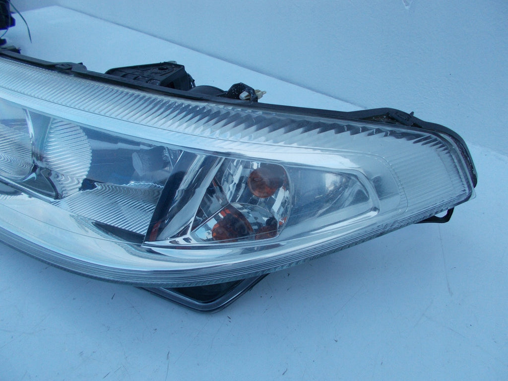 Frontscheinwerfer Renault Laguna II 8200002845 LED Ein Satz Headlight