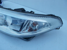 Laden Sie das Bild in den Galerie-Viewer, Frontscheinwerfer Renault Laguna II 8200002845 LED Ein Satz Headlight