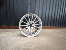 Laden Sie das Bild in den Galerie-Viewer, 1x Alufelge 17 Zoll 7.5" 5x112 8W0601025AE Audi I Rim Wheel FEL8710573819fd