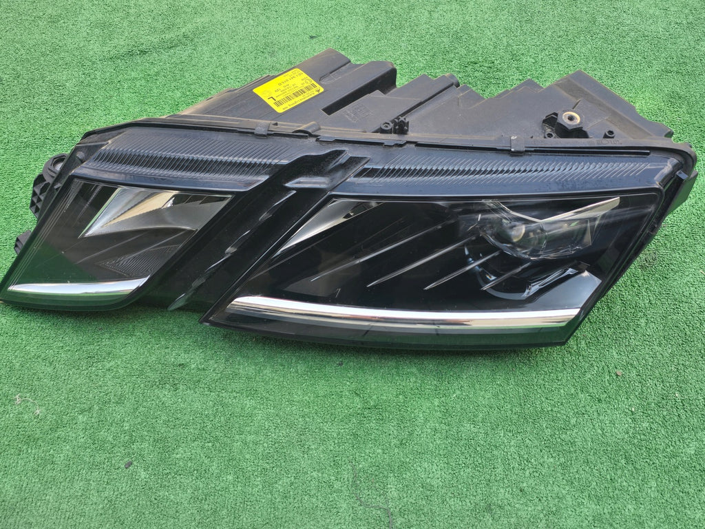 Frontscheinwerfer Skoda Octavia III 5E1941015D Full LED Links Headlight SCH4401150734qz