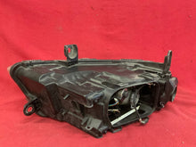 Laden Sie das Bild in den Galerie-Viewer, Frontscheinwerfer Audi A6 C6 4F0941003AK Xenon Links Scheinwerfer Headlight