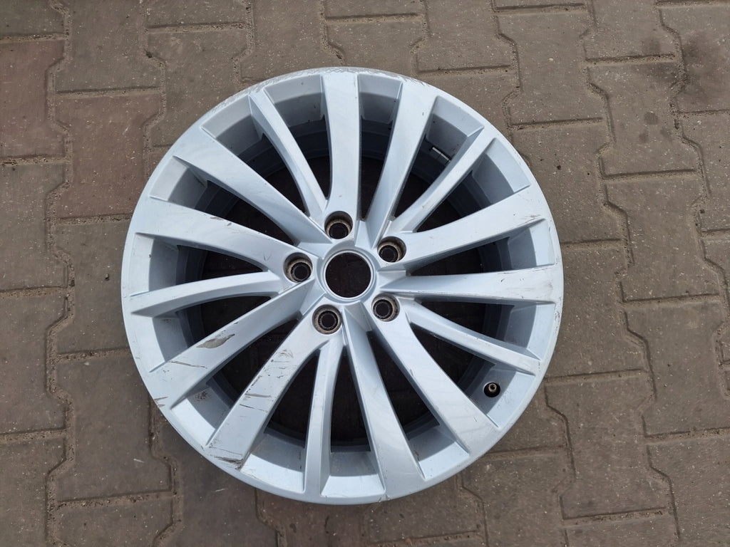 1x Alufelge 17 Zoll 7.5" 5x112 42ET Glanz Silber 3R0601025E Seat Exeo Rim Wheel