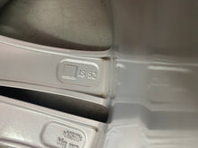 Load image into Gallery viewer, 1x Alufelge 18 Zoll 8.0" 5x120 52ET Glanz Silber 7845853 BMW F21 F20 Rim Wheel FEL6714677834ro