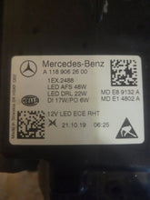 Laden Sie das Bild in den Galerie-Viewer, Frontscheinwerfer Mercedes-Benz Cla X118 C118 A1189062600 LED Rechts Headlight SCH8703084297wt