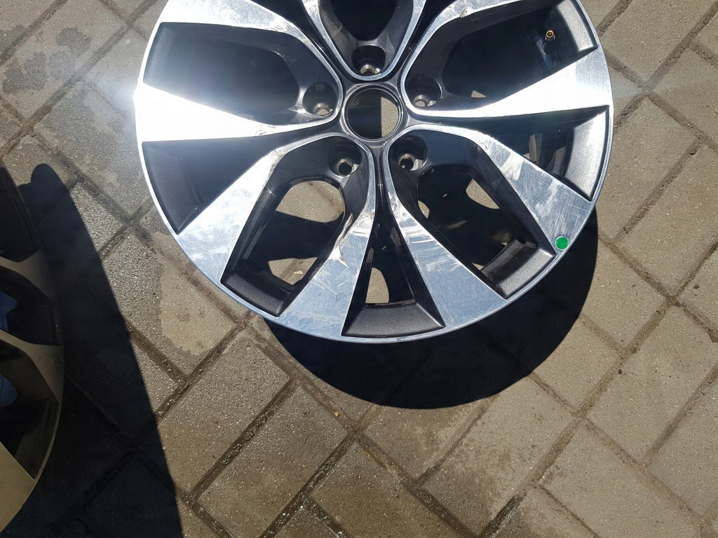 1x Alufelge 17 Zoll 7.0" 5x114.3 35ET Glanz 403002540R 403007242R Renault