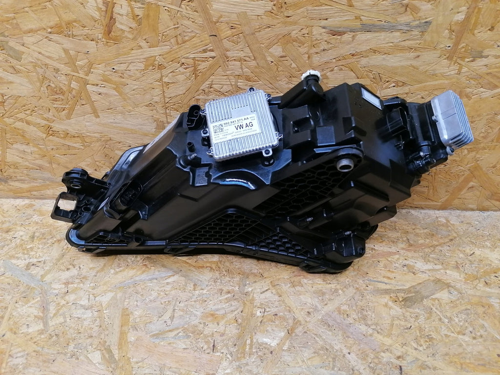 Frontscheinwerfer Skoda Superb III KMR575 3V1941016D Rechts Headlight SCH9955091573hx