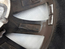 Laden Sie das Bild in den Galerie-Viewer, 1x Alufelge 18 Zoll 7.5" 5x112 48ET Glanz Schwarz 5E3601025AG Skoda Octavia I FEL5154543294nv