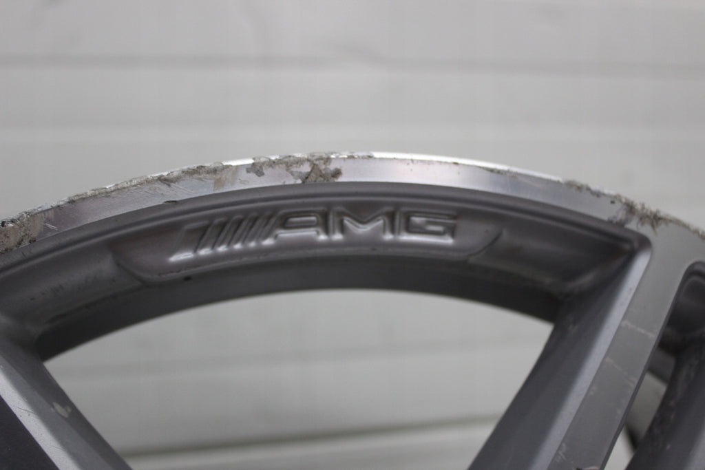 1x Alufelge 18 Zoll 8.5" 5x112 Silber A2124012302 Mercedes-Benz Amg Rim Wheel