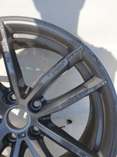Laden Sie das Bild in den Galerie-Viewer, 1x Alufelge 18 Zoll 9.0&quot; 5x112 44ET Glanz 8093916 BMW 5 G31 G30 Rim Wheel