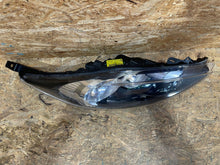 Load image into Gallery viewer, Frontscheinwerfer Ford Fiesta VII 8A61-13W029-AJ Rechts Scheinwerfer Headlight SCH9473840027uy