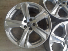 Laden Sie das Bild in den Galerie-Viewer, 4x Alufelge 19 Zoll 8.0" 5x112 27ET Glanz Silber 4K8601025J Audi Allroad FEL9559906512jo