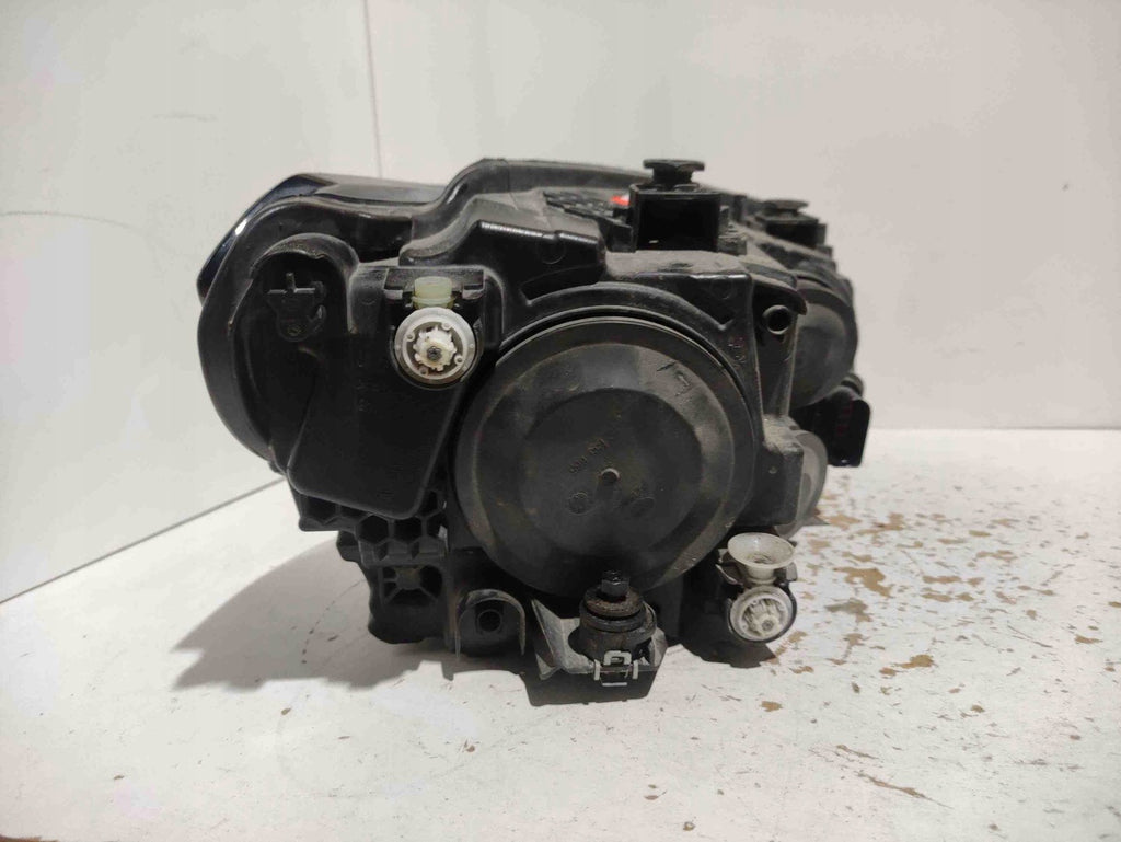 Frontscheinwerfer VW Caddy II 2K1941015B Ein Stück (Rechts oder Links) Headlight SCH8405162140bm