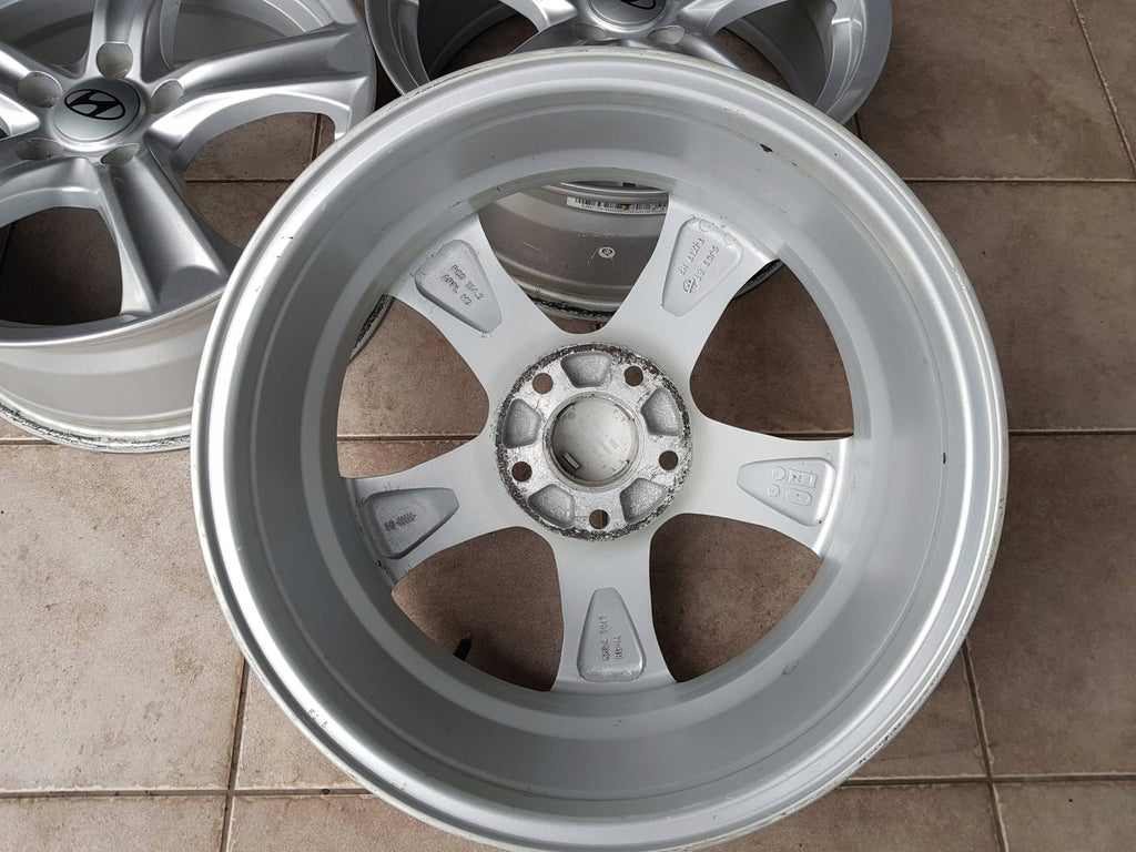 1x Alufelge 17 Zoll 7.0" 5x114.3 45ET Silber KH04-7017 Hyundai Tucson Rim Wheel