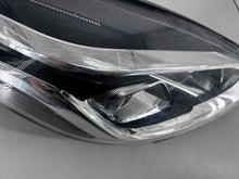Laden Sie das Bild in den Galerie-Viewer, Frontscheinwerfer Ford Fiesta B479HL LED Rechts Scheinwerfer Headlight SCH3387626358pw