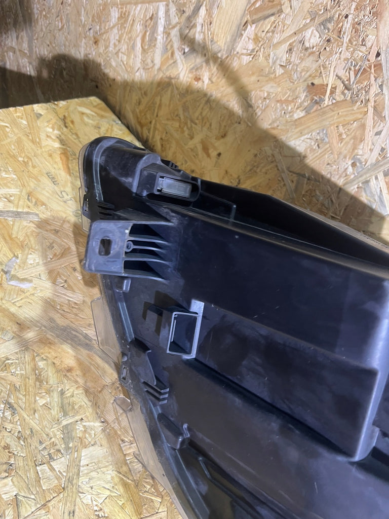 Frontscheinwerfer Mercedes-Benz Sprinter A9109060100 Rechts Headlight