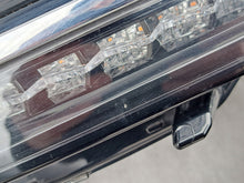 Laden Sie das Bild in den Galerie-Viewer, Frontscheinwerfer VW Tiguan Allspace 5NN941081C Full LED Links Headlight SCH2675601741rd