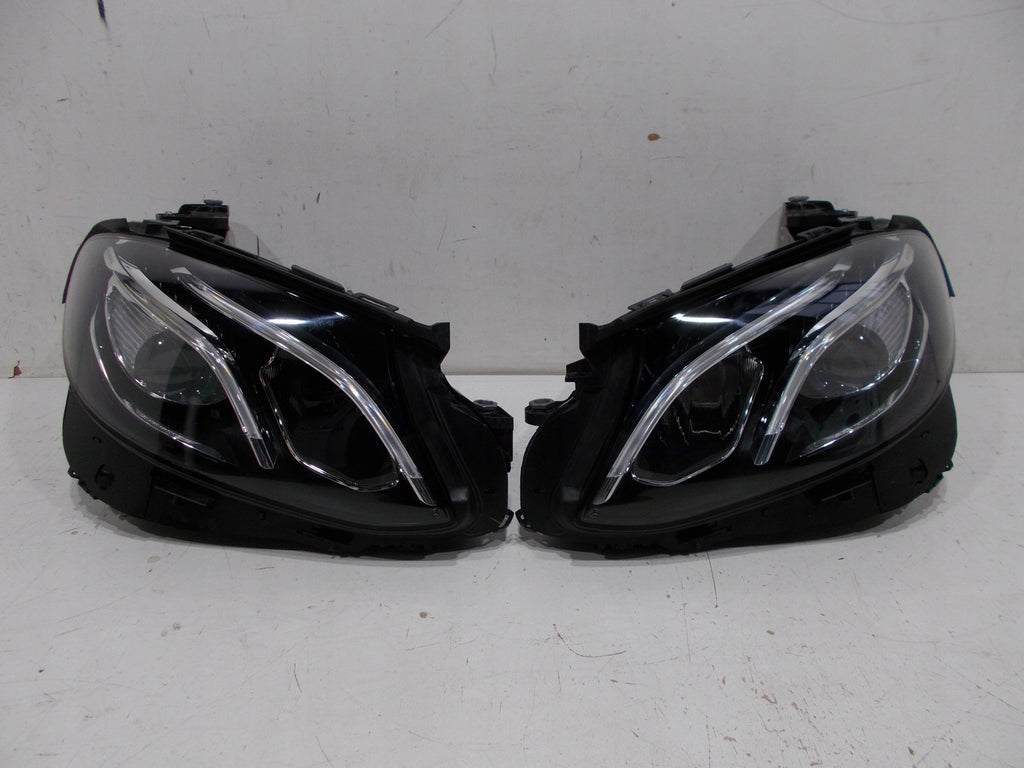 Frontscheinwerfer Mercedes-Benz A2139068708KZ LED Ein Stück (Rechts oder Links)