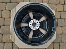 Load image into Gallery viewer, 1x Alufelge 17.5 Zoll 6.5" 5x100 39ET Schwarz 2GM601025 VW T-Cross Rim Wheel FEL4132297089fb