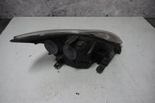 Load image into Gallery viewer, Frontscheinwerfer Ford Focus 8M51-13W030-AF Links Scheinwerfer Headlight