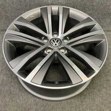 Load image into Gallery viewer, 1x Alufelge 18 Zoll 7.5" 5x112 35ET Glanz Graphit 7N0601025F Mg Sharan Rim Wheel FEL3007859394la