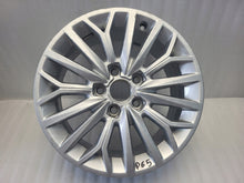 Laden Sie das Bild in den Galerie-Viewer, 1x Alufelge 16 Zoll 7.0&quot; 5x112 48ET Glanz Silber 8V0601025BJ Audi A3 Rim Wheel