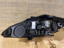 Laden Sie das Bild in den Galerie-Viewer, Frontscheinwerfer Renault Laguna III Coupe 260101403R Xenon Rechts Headlight