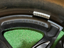 Laden Sie das Bild in den Galerie-Viewer, 1x Alufelge 19 Zoll 7.5" 5x112 53 5ET A2434011700 Mercedes-Benz Eqa Amg Eqb FEL4165599539oz