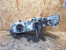 Laden Sie das Bild in den Galerie-Viewer, Frontscheinwerfer Honda Accord V Coupe 001-6679 Rechts Scheinwerfer Headlight