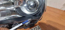 Load image into Gallery viewer, Frontscheinwerfer Toyota Yaris MIA12811 Links Scheinwerfer Headlight