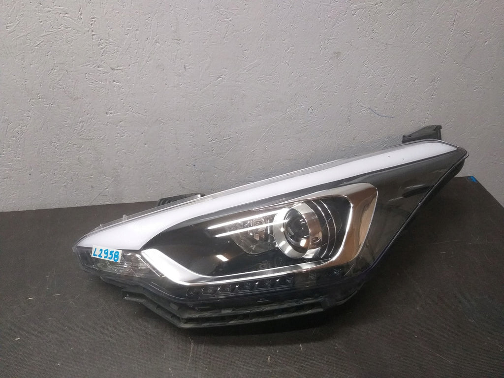 Frontscheinwerfer Hyundai I20 92101 C8200 Links Scheinwerfer Headlight