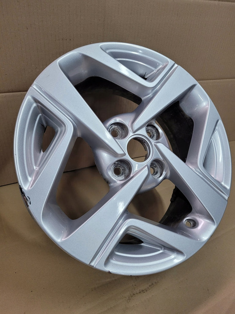 1x Alufelge 15 Zoll 6.0" 4x100 48ET Glanz Silber 52910-K7100 Hyundai I10 I20