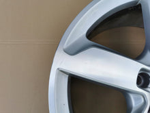 Load image into Gallery viewer, 1x Alufelge 19 Zoll 8.0" 5x112 39ET Glanz Silber 8R0601025J Audi Q5 Rim Wheel FEL3226257284pg