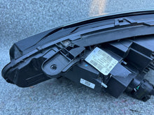 Load image into Gallery viewer, Frontscheinwerfer Renault Clio I V 260103507R Rechts Scheinwerfer Headlight SCH3631530339nx