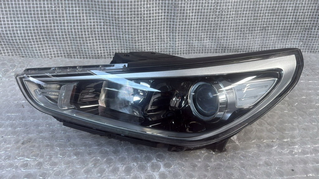 Frontscheinwerfer Hyundai I30 Links Scheinwerfer Headlight SCH5018937943ae