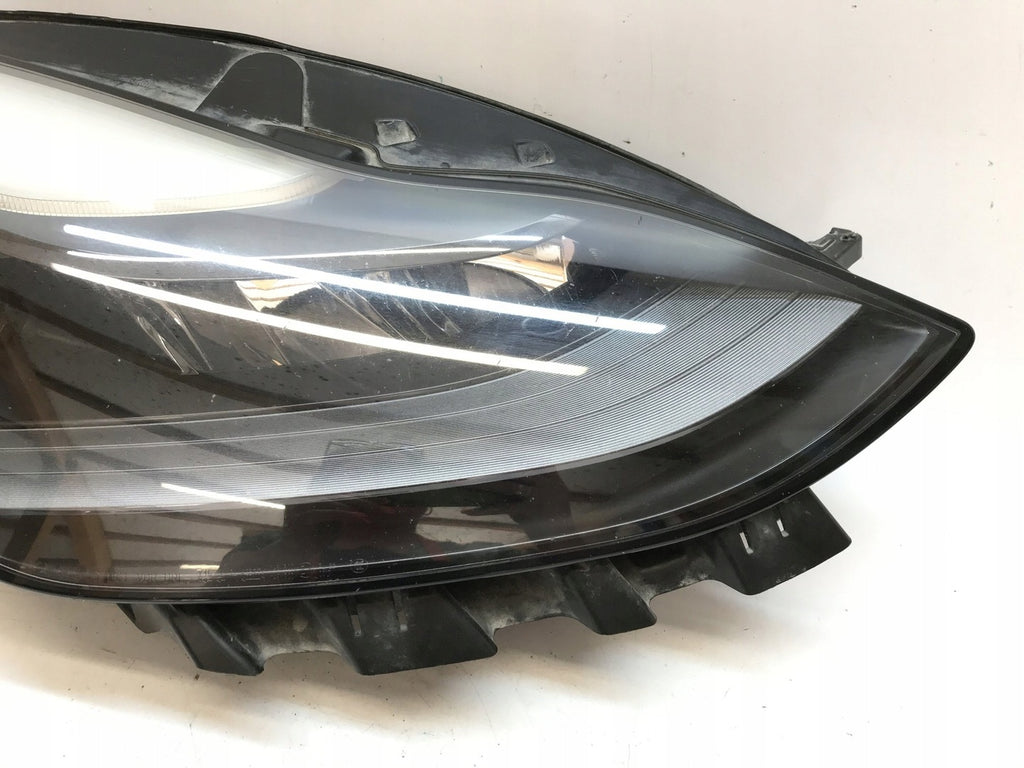 Frontscheinwerfer Tesla Model 3 1110796-00-D Full LED Rechts oder Links