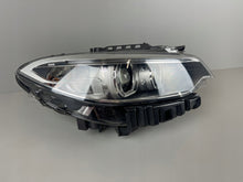 Laden Sie das Bild in den Galerie-Viewer, Frontscheinwerfer BMW 2 F22 F87 7304466-09 Xenon Ein Stück (Rechts oder Links) SCH6123007403gk