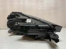 Laden Sie das Bild in den Galerie-Viewer, Frontscheinwerfer Skoda Scala 657941015 LED Links Scheinwerfer Headlight SCH6956169654ng